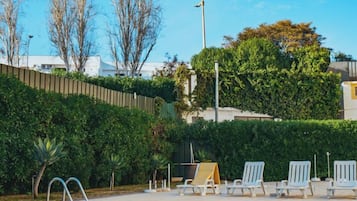 Seasonal outdoor pool