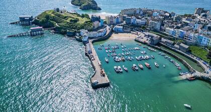 The Nook North Beach - 1 Bedroom Apartment - Tenby