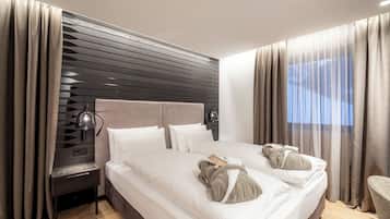 In-room safe, desk, blackout drapes, free WiFi