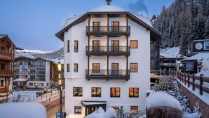 Unclassified image, 2 of 44, button - STELLA HOTEL - MY DOLOMITES EXPERIENCE (Selva di Val Gardena)