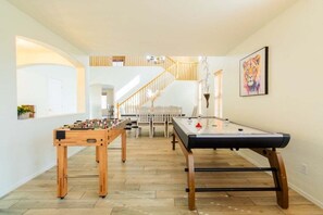 Games room - NEW! Casa Alessia 4BR Home & Heated Pool (Casa Grande)