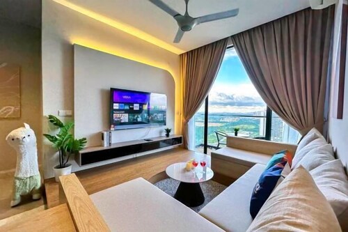D'Pristine Suites by RR JBcity