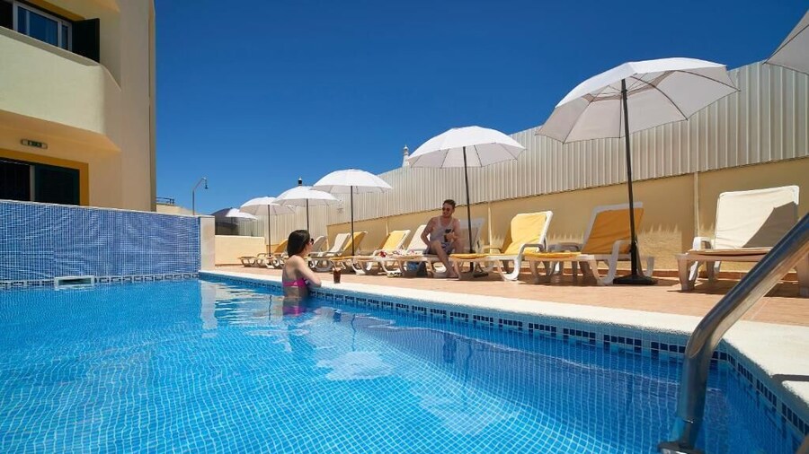 Torre da Aldeia by Umbral