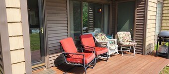 Secluded and Cozy Lakeside Townhome on Tripp Lake!