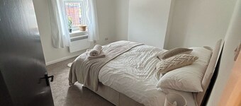 Cottage - Sleeps 4 - Pet Ok - Patio - Parking