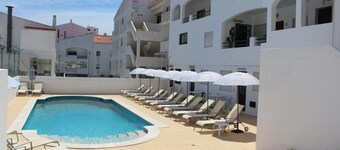 Cerro Atlântico by Umbral