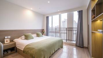 Desk, free WiFi, bed sheets