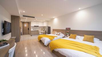 Comfort appartement | Een bureau, geluiddichte muren, gratis wifi, beddengoed