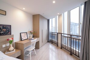 Senior-Apartment | Schreibtisch, schallisolierte Zimmer, kostenloses WLAN, Bettwäsche