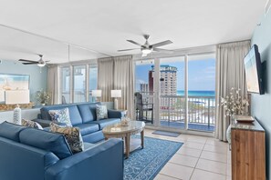 Living area - Great Beach Front Condo at Pelican Beach (Destin)