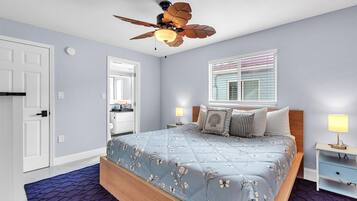 Condo, 1 King Bed with Sofa bed (Indian Oaks #7 - Sandy Toes) | 1 bedroom