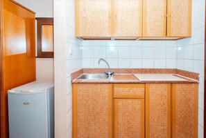 Soundproofing, free WiFi