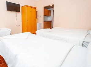 Soundproofing, free WiFi