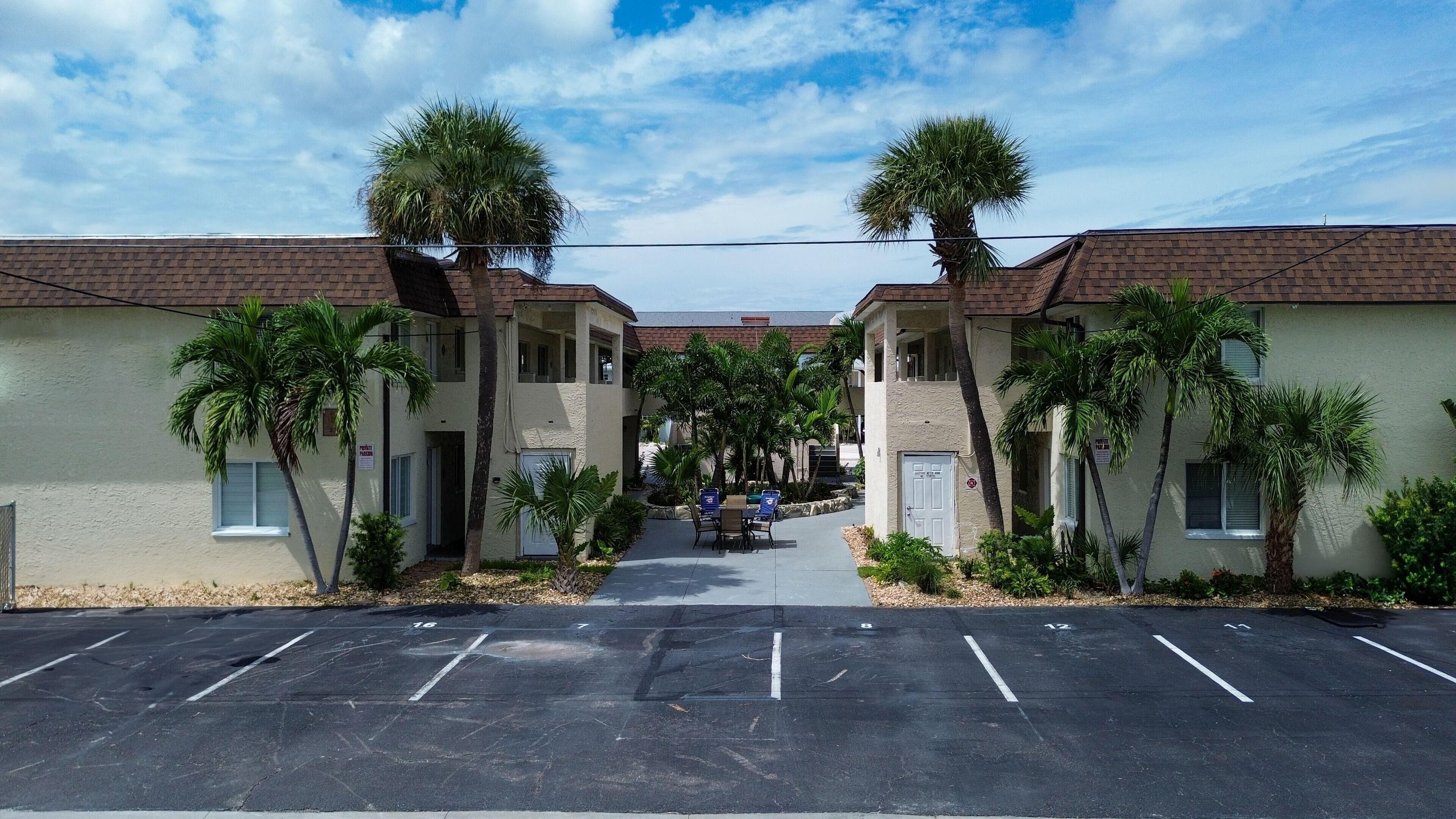 Condo, 1 King Bed with Sofa bed (Indian Oaks #15 - Sun and Fun) | Exterior