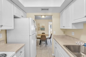 Condo, 1 King Bed with Sofa bed (Indian Oaks #15 - Sun and Fun) | Private kitchen