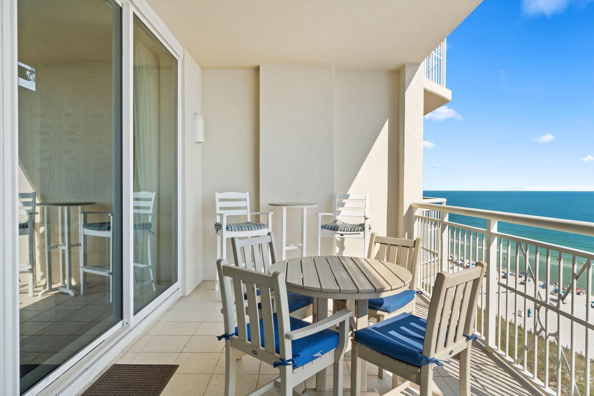 公寓客房, 多張床 (Indigo East 1003) | 室外 用餐