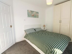 3 Schlafzimmer, individuell dekoriert, individuell eingerichtet