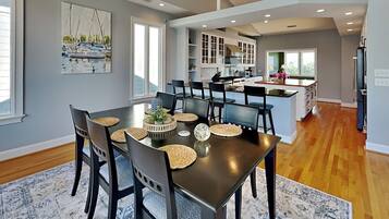 Studio (5 Bedrooms) | Property amenity