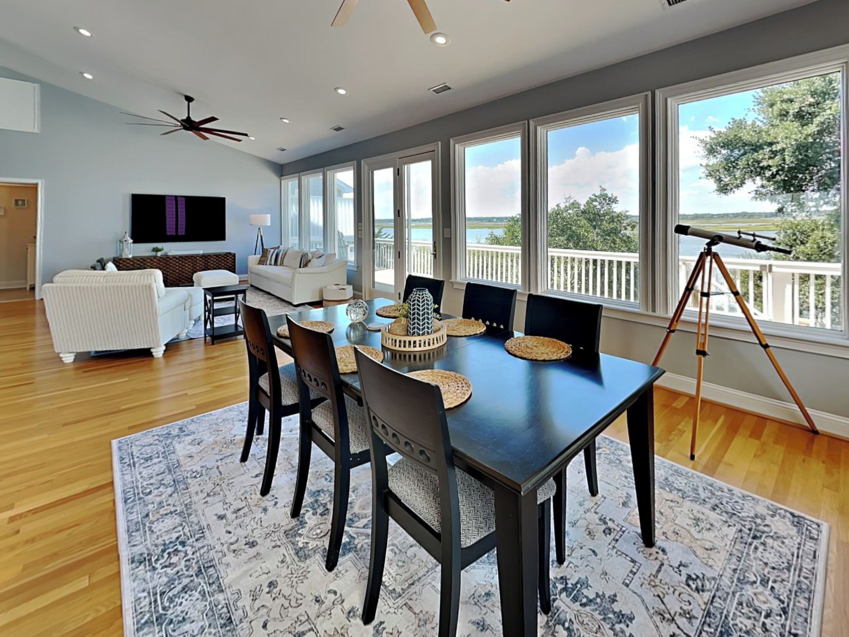 Studio (5 Bedrooms) | Property amenity