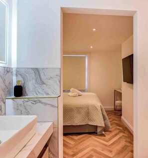 Room - Winter Retreat:Ideal Weekly/Monthly Stay|2Ensuites (Brighton and Hove)