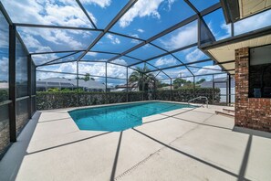 Piscina externa