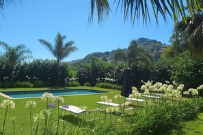 Pool - Villa 'Eden' with Mountain View, Wi-Fi and Air Conditioning (Castiglione di Sicilia)