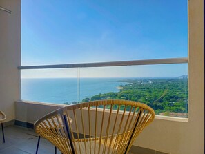 Suite estudio Confort, balcón, vista al mar | Vista del balcón