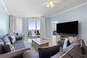 コンドミニアム ベッド (複数台) (Palacio 903) | リビング エリア