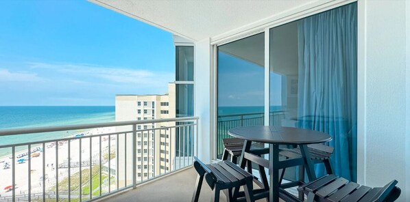 Condo, Multiple Beds (Palacio 903) | Outdoor dining