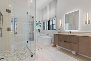 Bathroom - Casa Playa at Eleanor Beach (Pensacola)