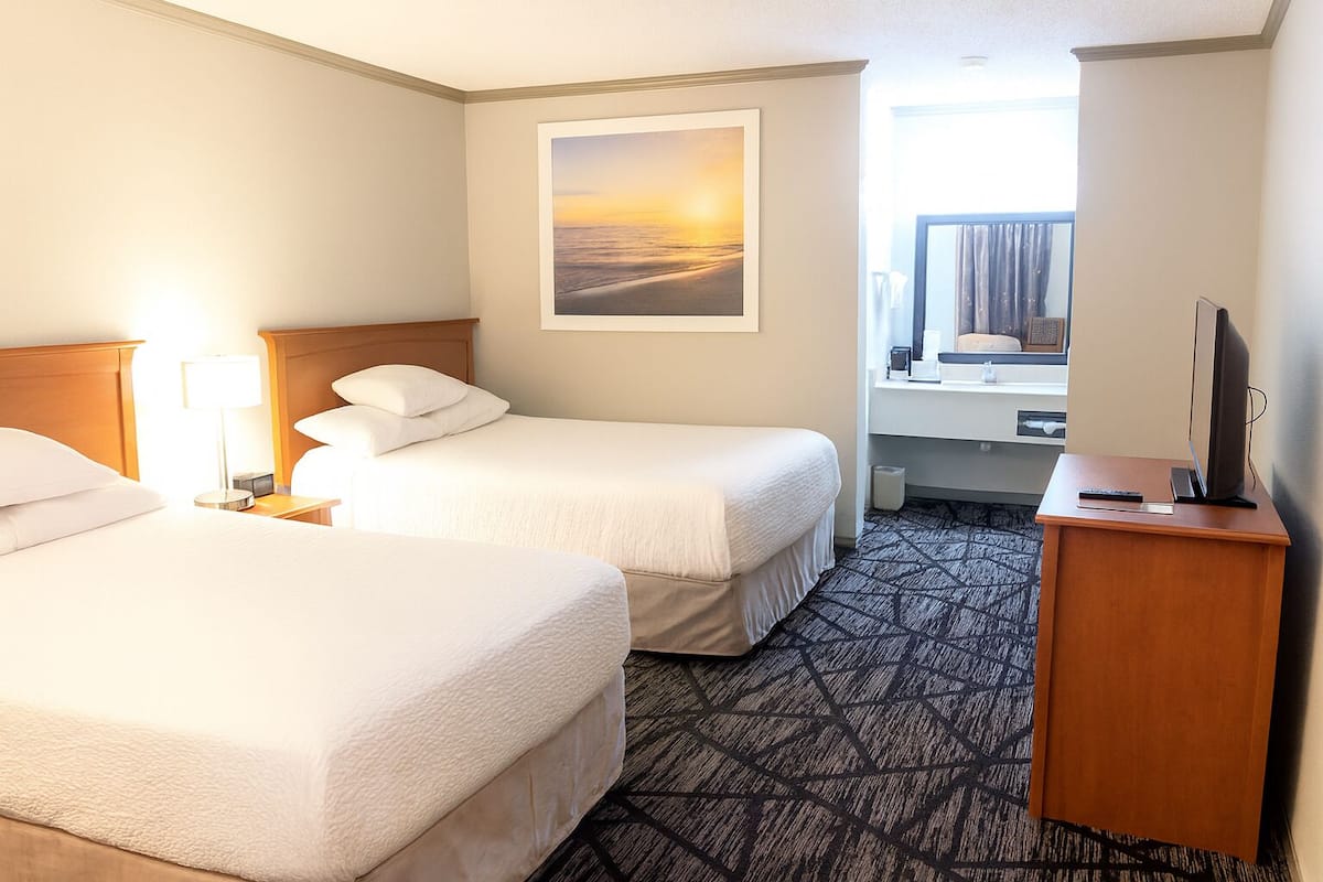Standard Room Double Bed | 書桌、免費 Wi-Fi、床單