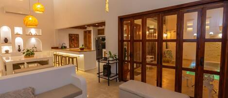 Casa Deluxe, piscina privada, al costat de la muntanya | Sala d'estar