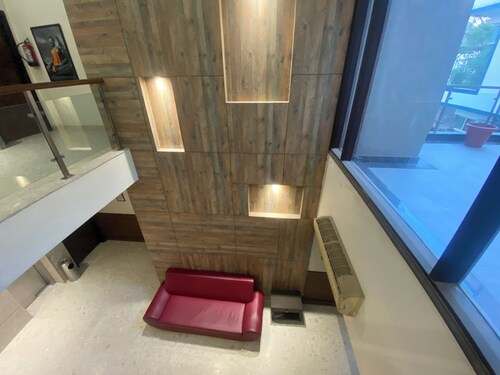 Hotel Amazone Residency DLF Phase 3 