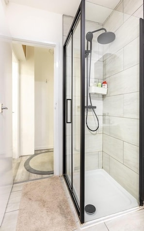 Hair dryer, towels