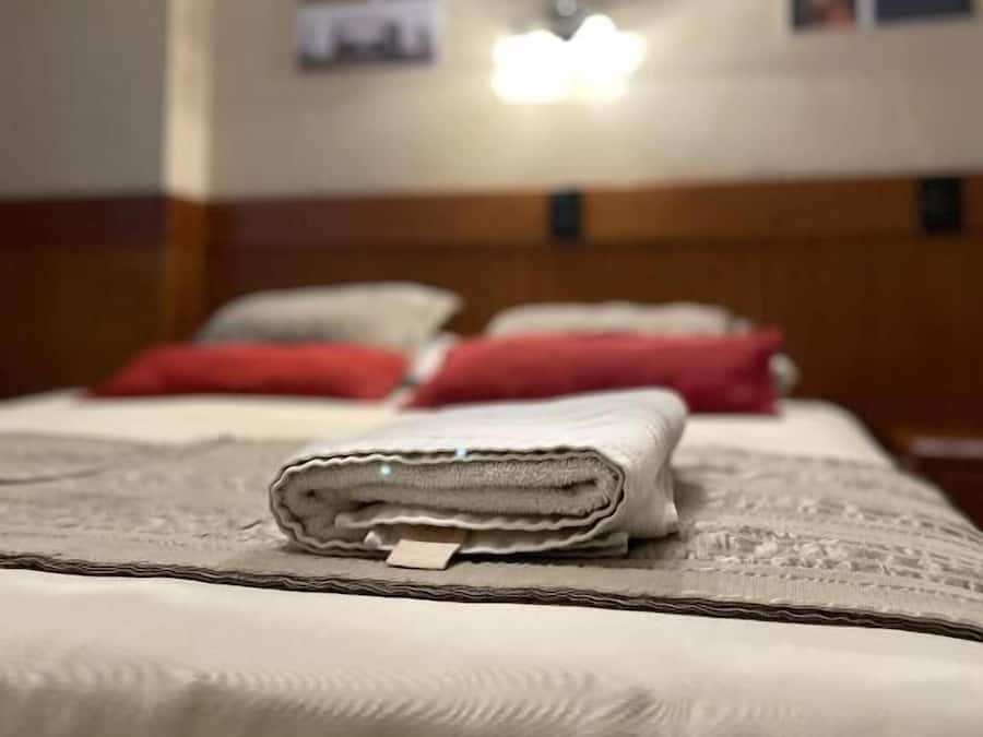 In-room safe, soundproofing, free WiFi