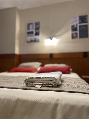 In-room safe, soundproofing, free WiFi