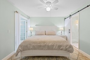 Condo, 1 King Bed (Smyrna Beach Club 609A) | 1 bedroom - Smyrna Beach Club 609a (New Smyrna Beach)