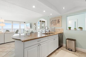 Condo, 1 King Bed (Smyrna Beach Club 609A) | Interior