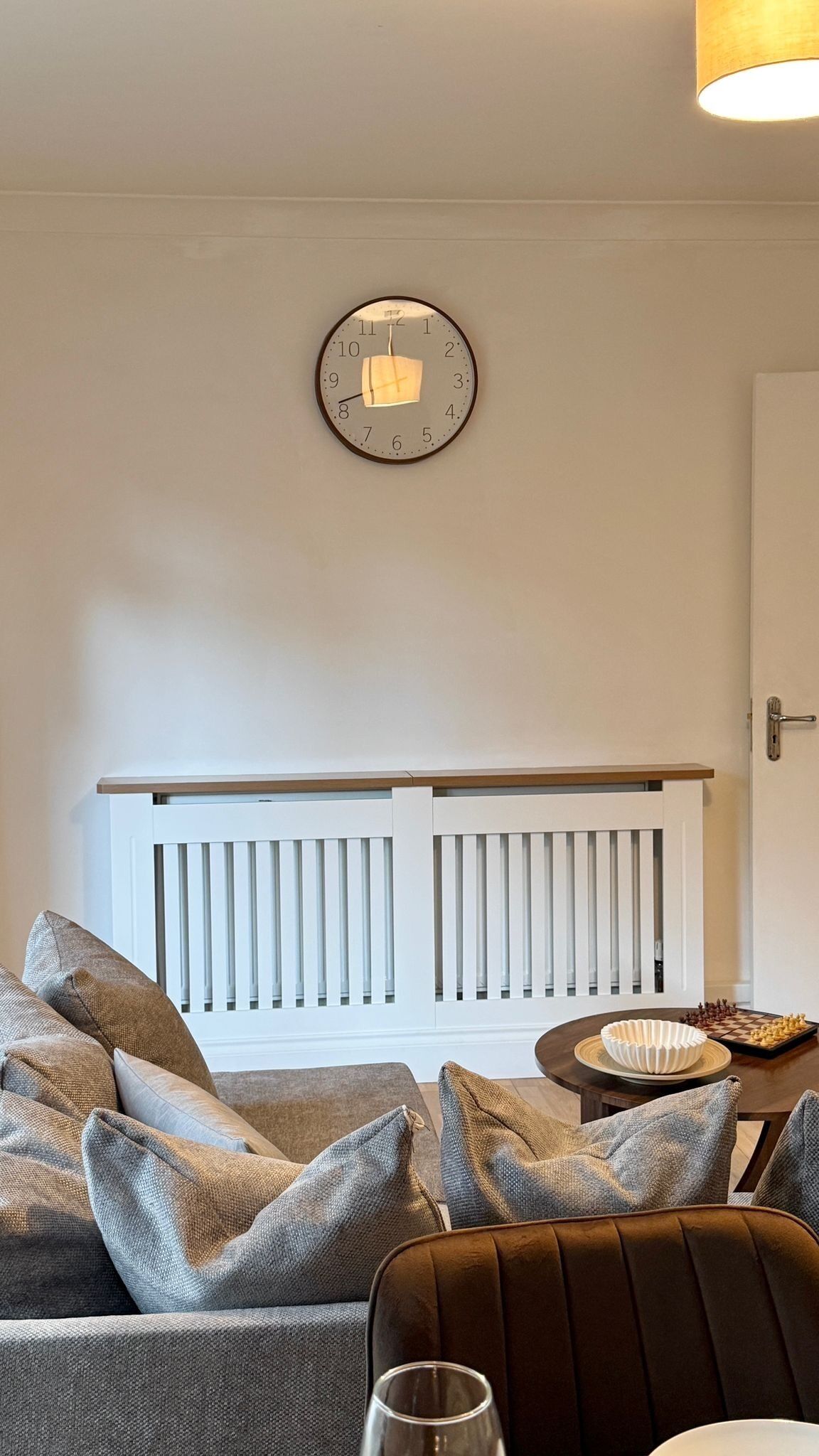 Een 32-inch televisie met premium tv-zenders