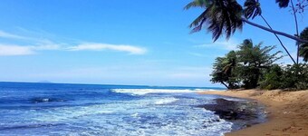 Surf Beach Apartments/ 3 bedroom, 2 bathrooms+WiFi