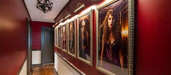 Music Vibes Near Downtown Kpt - 4br - Fenced yard