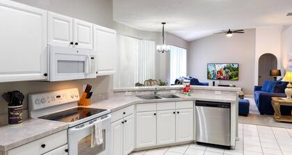 SD2216MC – Golf-side 5-Bed Villa with Private Pool