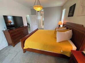 مكواة/لوح كي وواي فاي وملاءات أسرّة