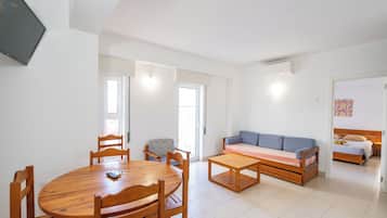Apartment, 2 Bedrooms | Living area