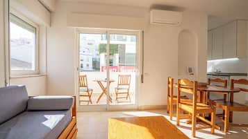 Apartment, 1 Bedroom | Living area