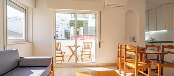 Edifício Sequeira by Umbral