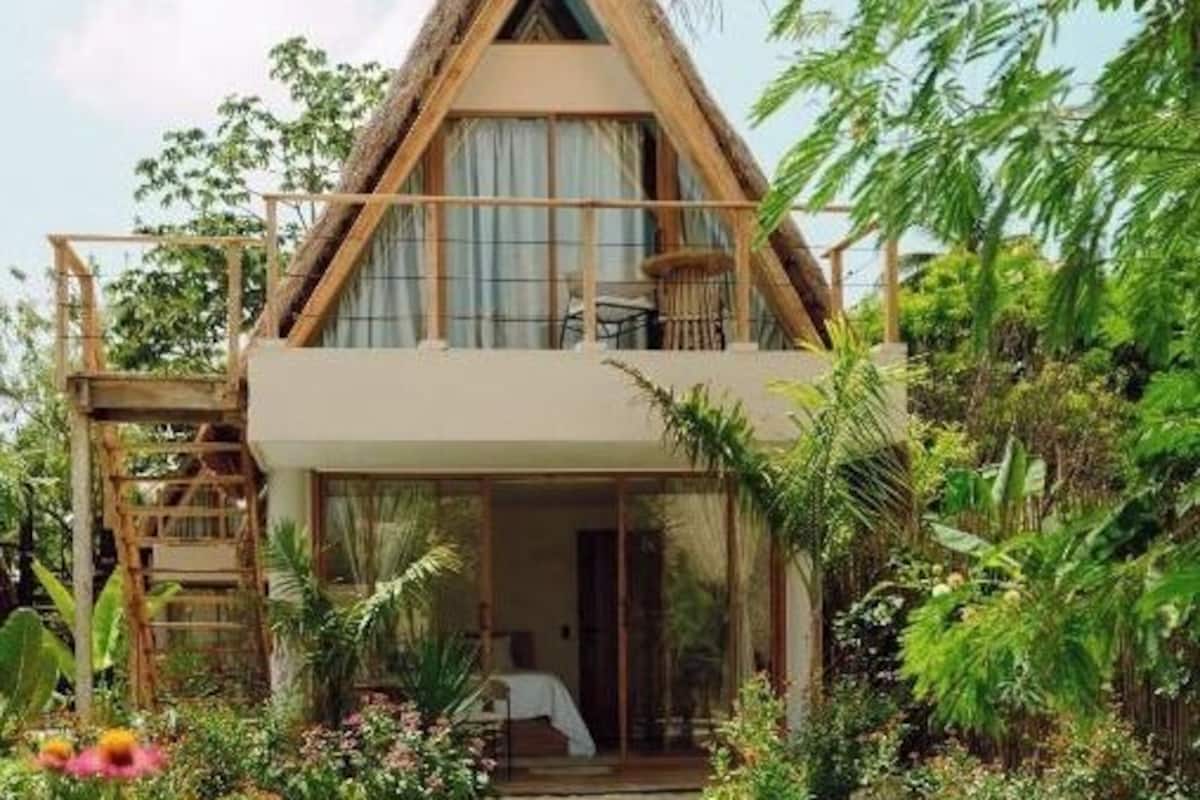 Dubbelrum - balkong - utsikt mot poolen