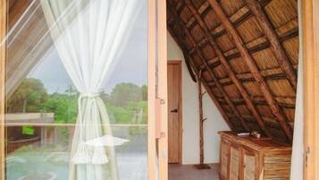 Doppelzimmer, Balkon, Poolblick