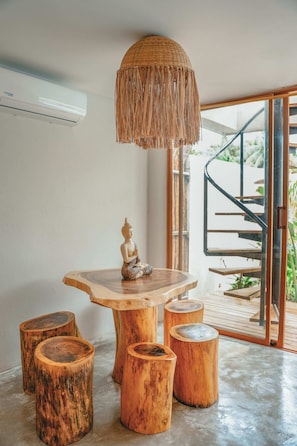 Superior Suite, Pool View | Private kitchen