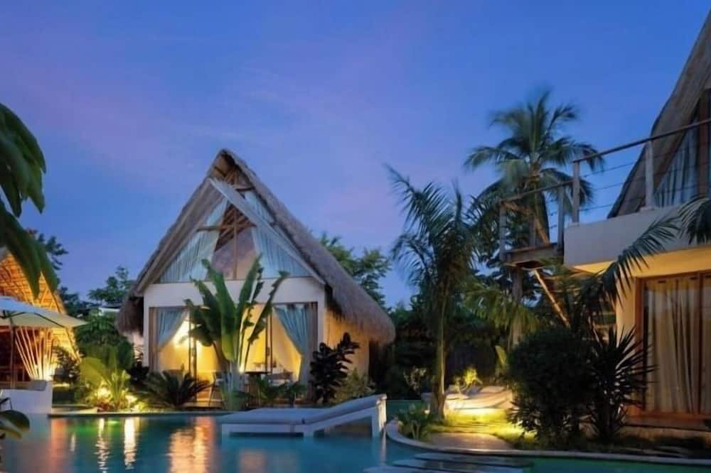 VelaNova Paradise - HotelRetreat